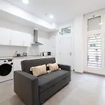 Apartamento Cosy Near Ave Station Málaga